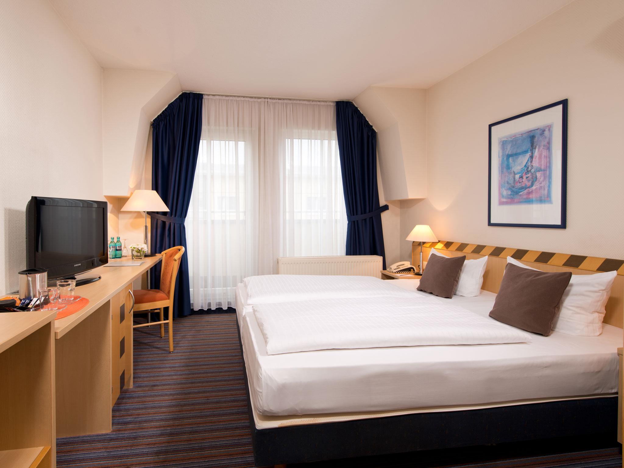 Achat Hotel Dresden Elbufer Kültér fotó