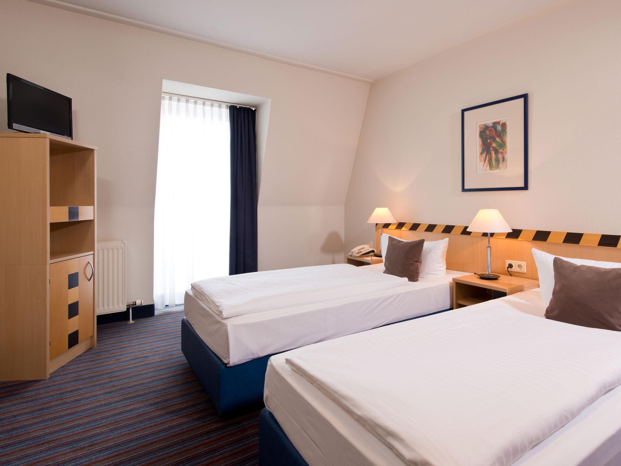 Achat Hotel Dresden Elbufer Kültér fotó
