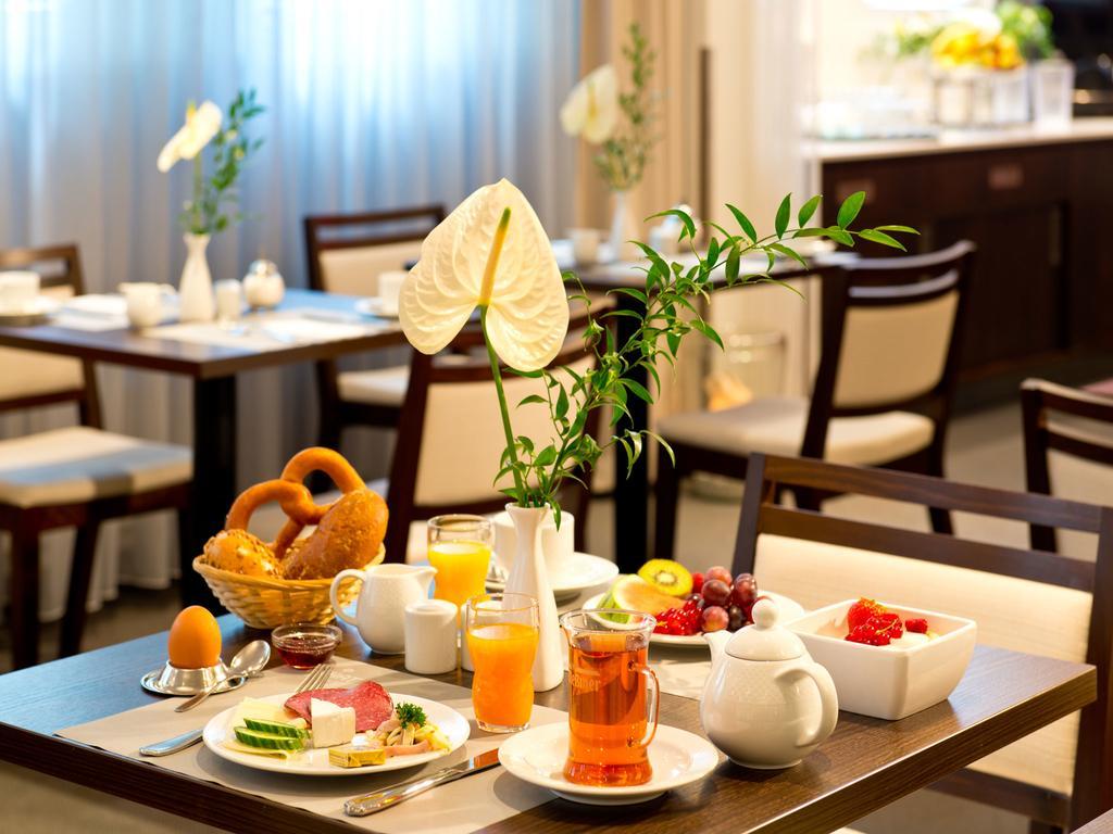 Achat Hotel Dresden Elbufer Kültér fotó